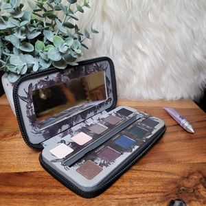 Urban Decay Smoked Palette NIB